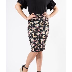 Agnes & Dora Pencil Skirt Mini Floral
